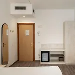 ホテル ピッコロ 3*
