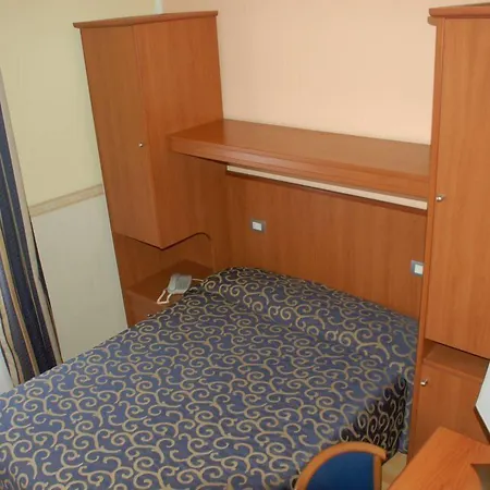 Piccolo Hotel