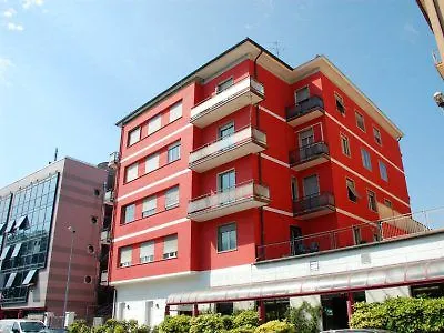 ピッコロ ヴェローナ