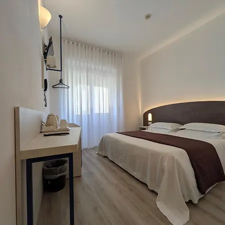 Piccolo Hotel