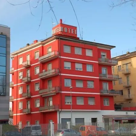 Piccolo Hotel