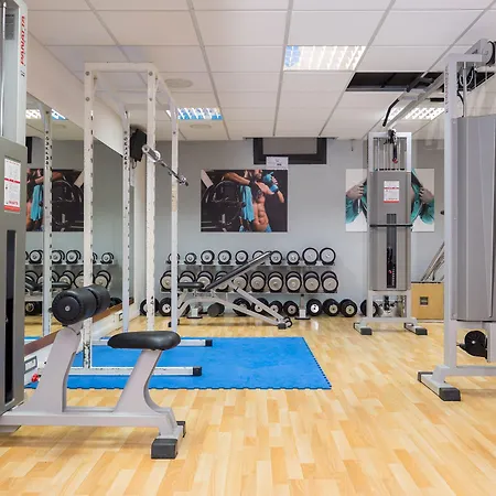 ホテル ピッコロ 3*