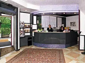 Piccolo Otel